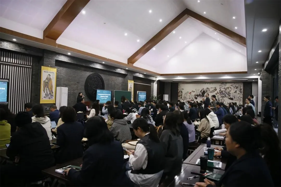 聚焦中考命题 共研复习策略丨2026年嘉兴市初中毕业生学业水平考试省级命题与复习专题研讨初中语文专场在我校顺利举行 第1张