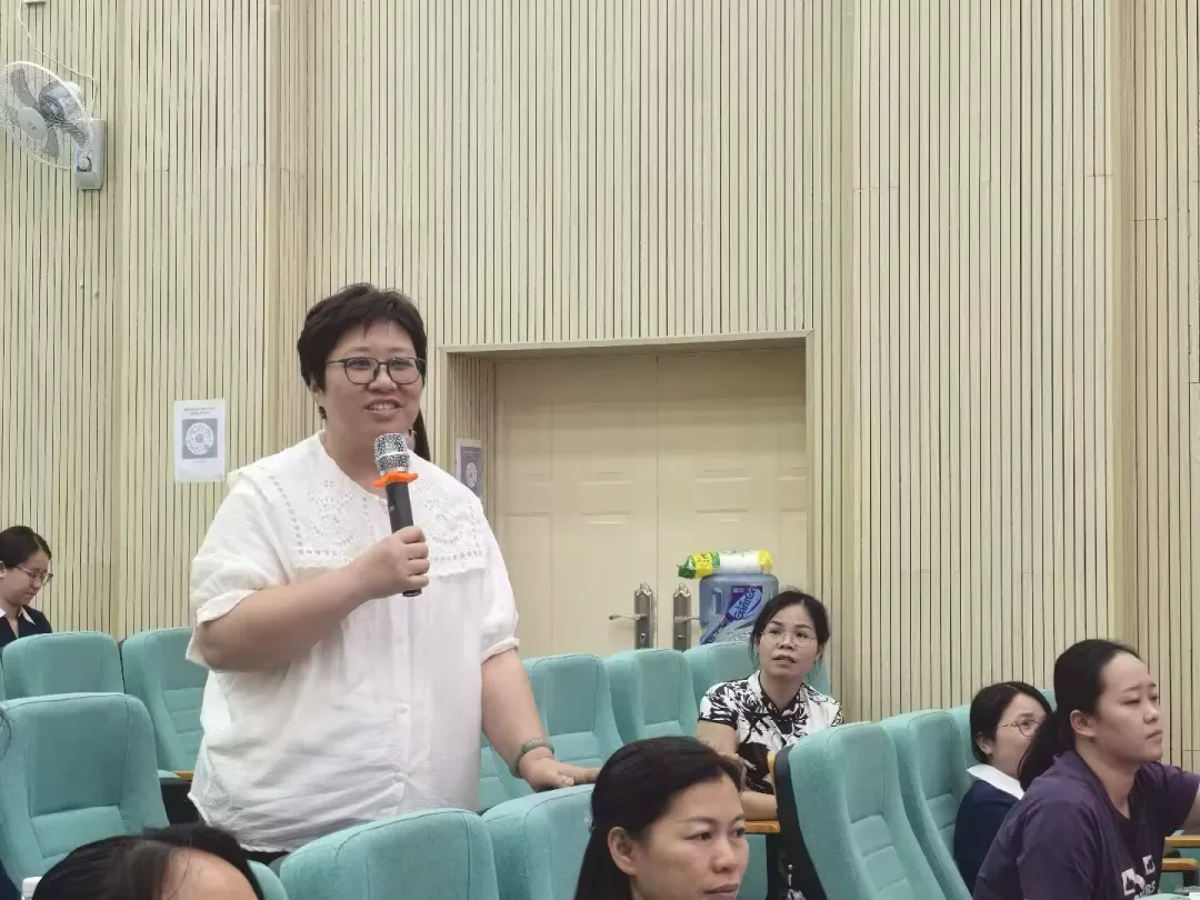 聚焦主旨解读•精准对接中考——南宁市碧翠园学校初中语文组“四校联合”教研活动 第13张