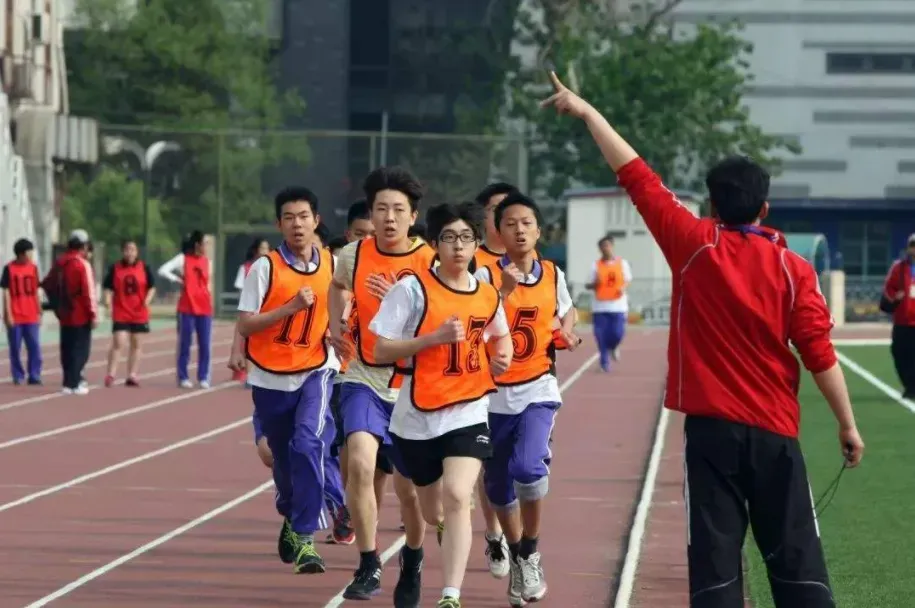校园体育 | 中考体育训练方法——1000米(800米)跑 第2张