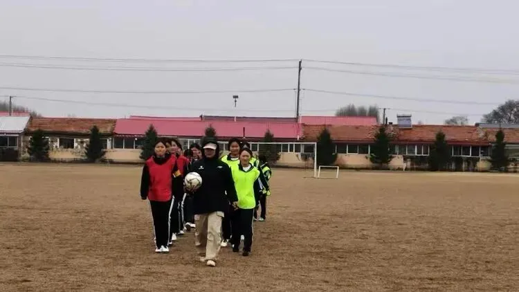 精准把脉明方向 凝心聚力备中考|旗教研室教研员莅临奈曼旗黄花塔拉中学开展初三听课评课暨指导活动 第10张