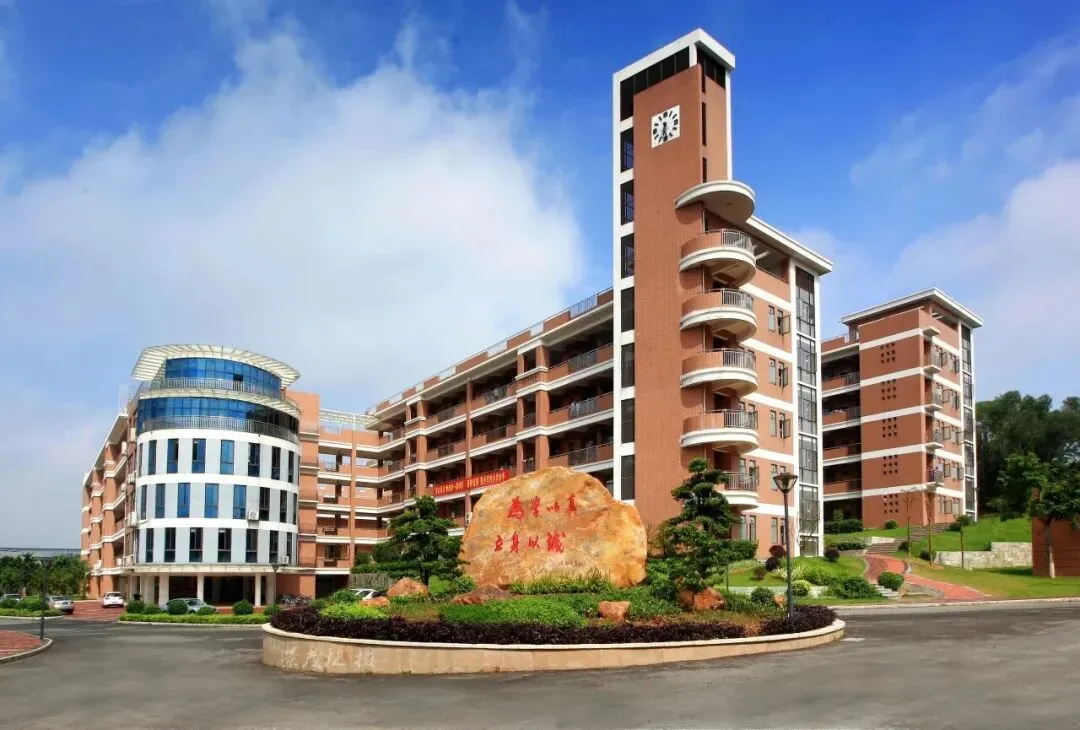 2026中考必读!如何让孩子考上【松湖莞中】? 第4张 2026中考必读!如何让孩子考上【松湖莞中】? 第4张