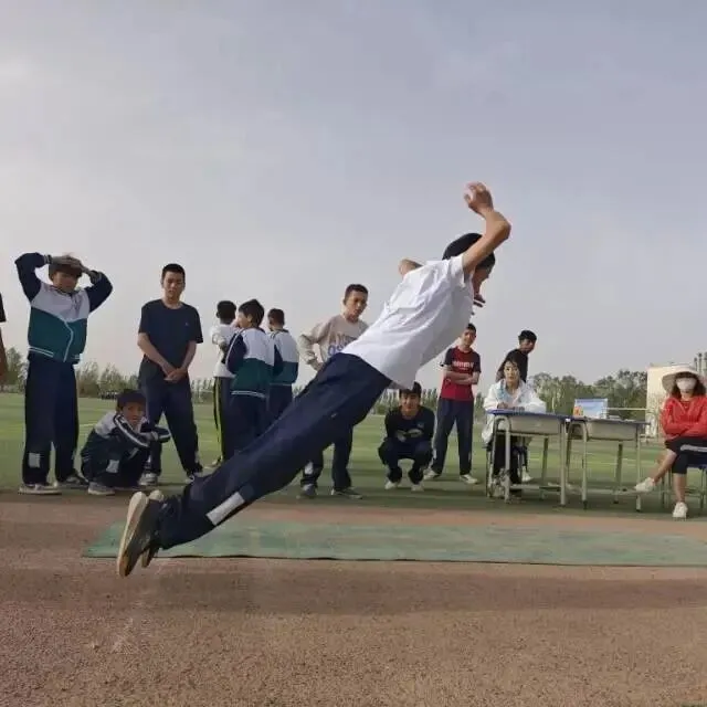 以测砺志,备战中考——伽师县卧里托格拉克镇中学2026年体育模拟测试圆满完成~ 第33张