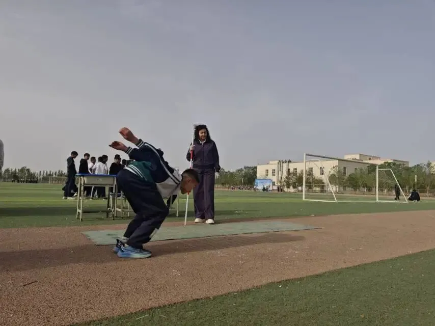 以测砺志,备战中考——伽师县卧里托格拉克镇中学2026年体育模拟测试圆满完成~ 第34张