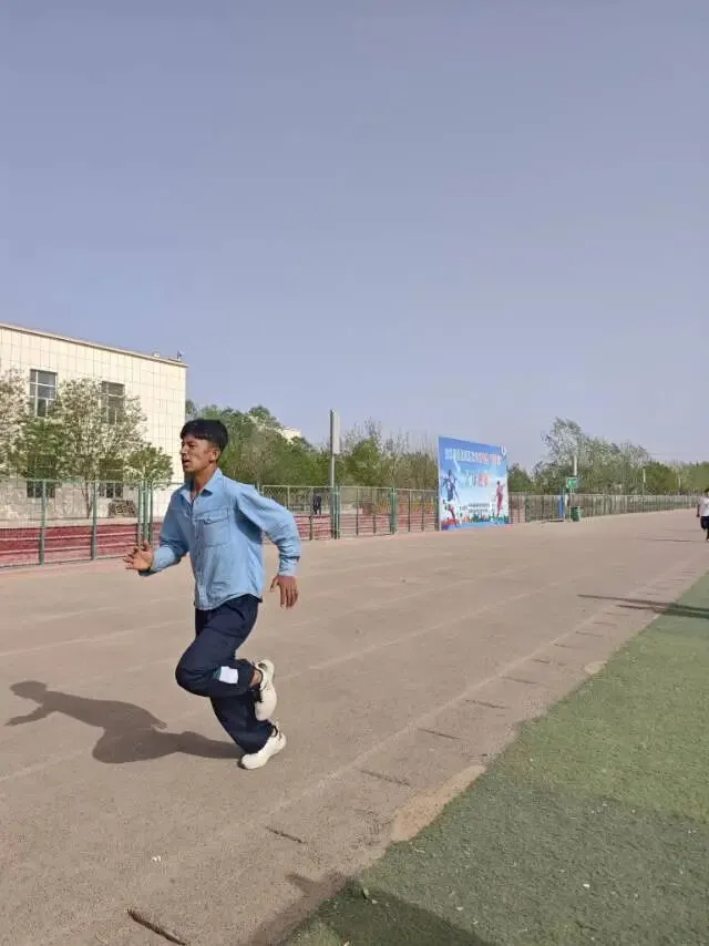 以测砺志,备战中考——伽师县卧里托格拉克镇中学2026年体育模拟测试圆满完成~ 第47张