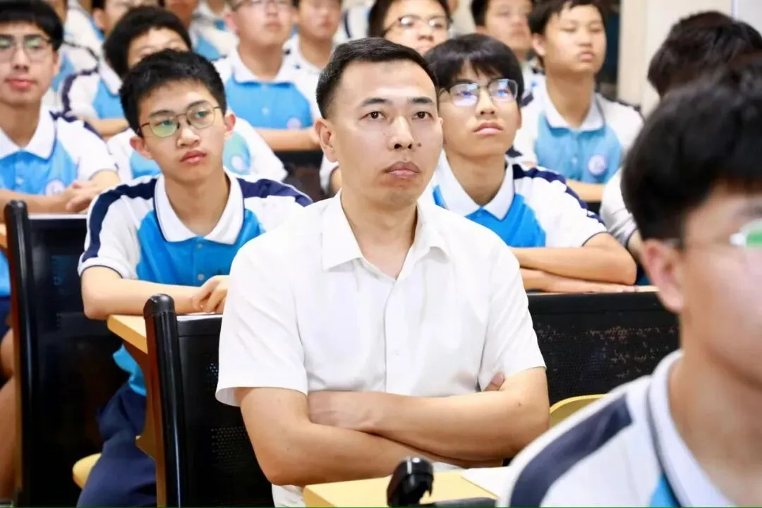 【华实·体育中考】凝心聚力赴考途,乘风破浪展锋芒 第17张 【华实·体育中考】凝心聚力赴考途,乘风破浪展锋芒 第17张