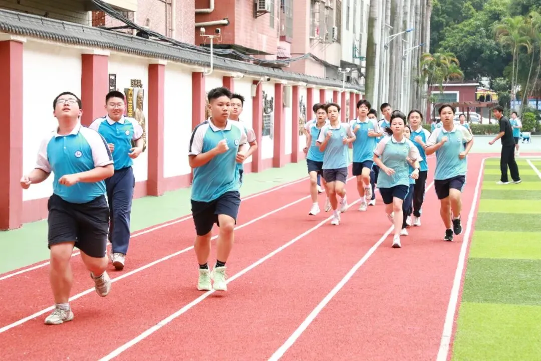 【华实·体育中考】凝心聚力赴考途,乘风破浪展锋芒 第43张 【华实·体育中考】凝心聚力赴考途,乘风破浪展锋芒 第43张