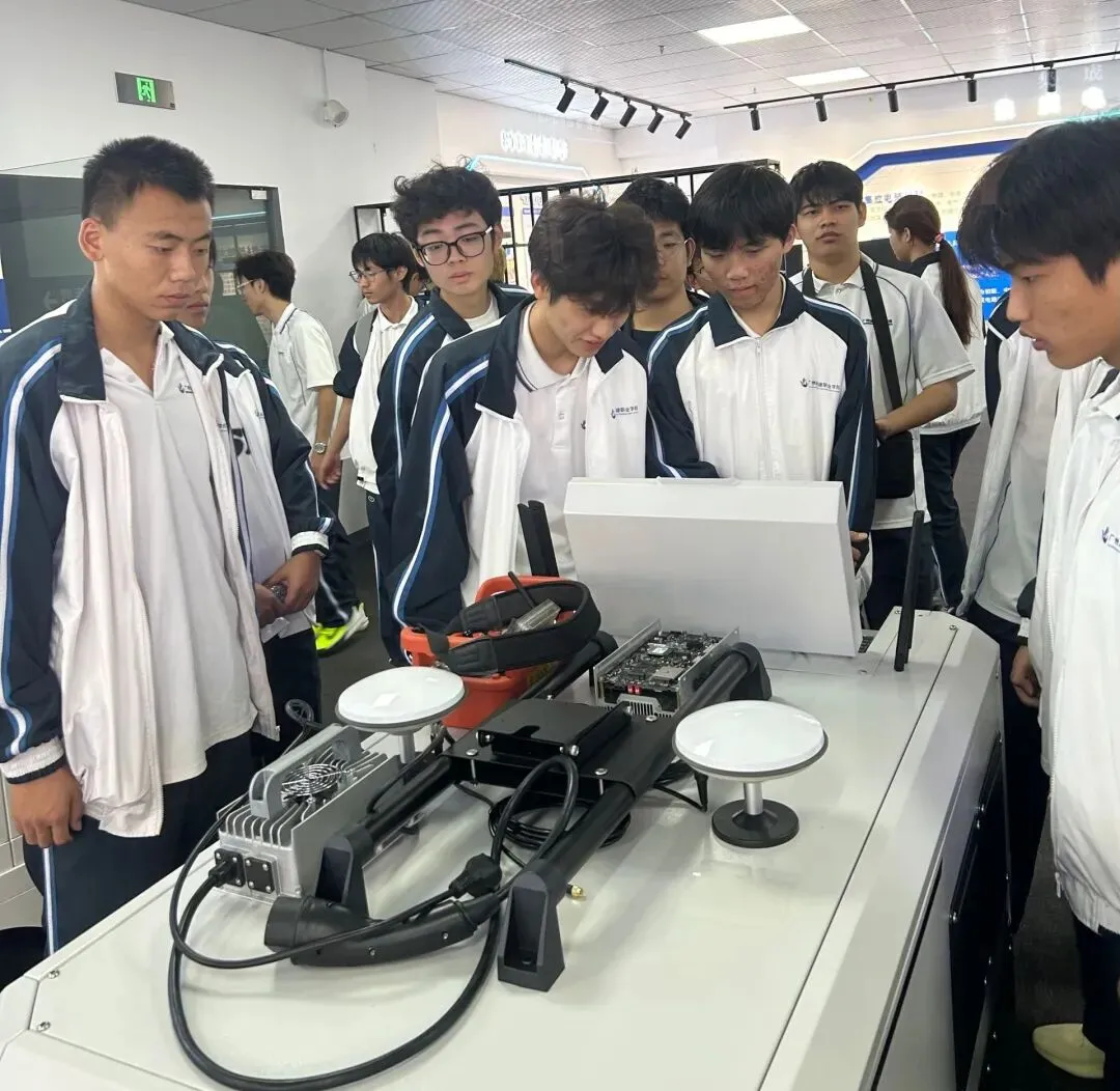 初中的“懂事”,等不来:比中考分流更扎心的三种差距 第2张