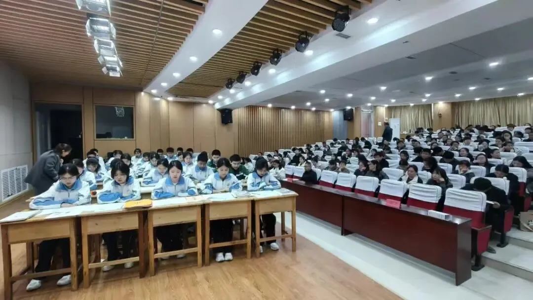 全县初中道法一模质量分析会暨中考复习教学研讨会成功举办 第3张