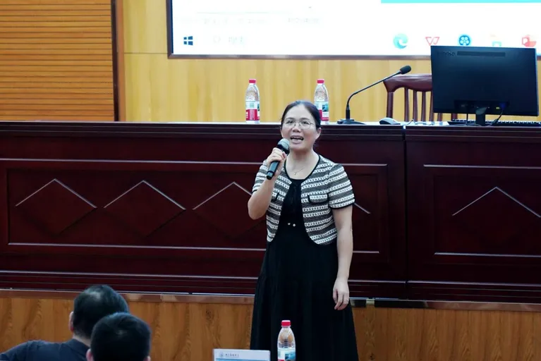 精研模考明方向,精准备考提质效 ——东莞市2026年高三物理分析暨二轮备考活动圆满开展 第2张