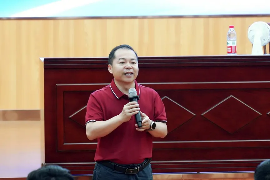 精研模考明方向,精准备考提质效 ——东莞市2026年高三物理分析暨二轮备考活动圆满开展 第3张