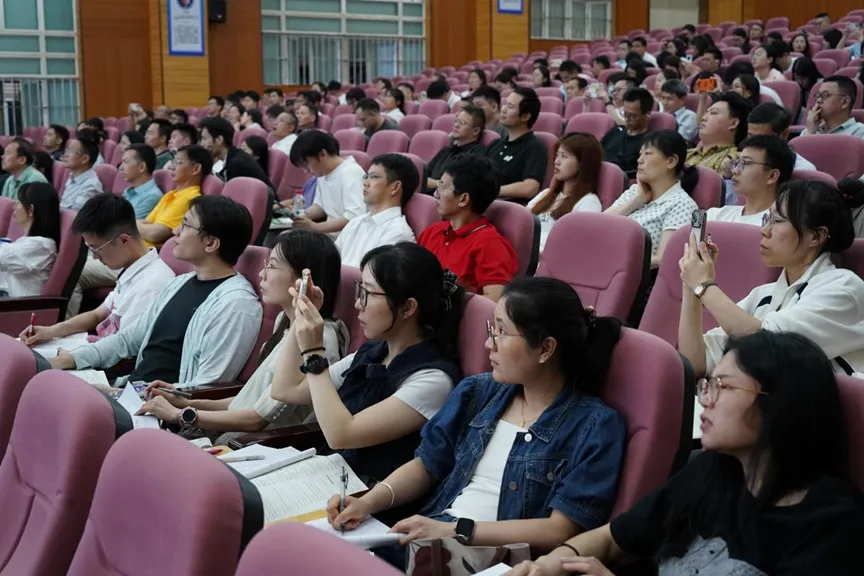 精研模考明方向,精准备考提质效 ——东莞市2026年高三物理分析暨二轮备考活动圆满开展 第10张