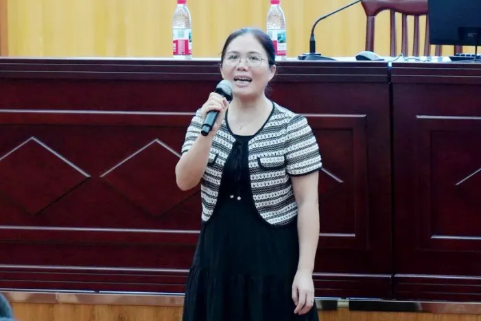 精研模考明方向,精准备考提质效——东莞市2026年高三物理模考分析暨二轮备考活动在我校顺利举行 第11张