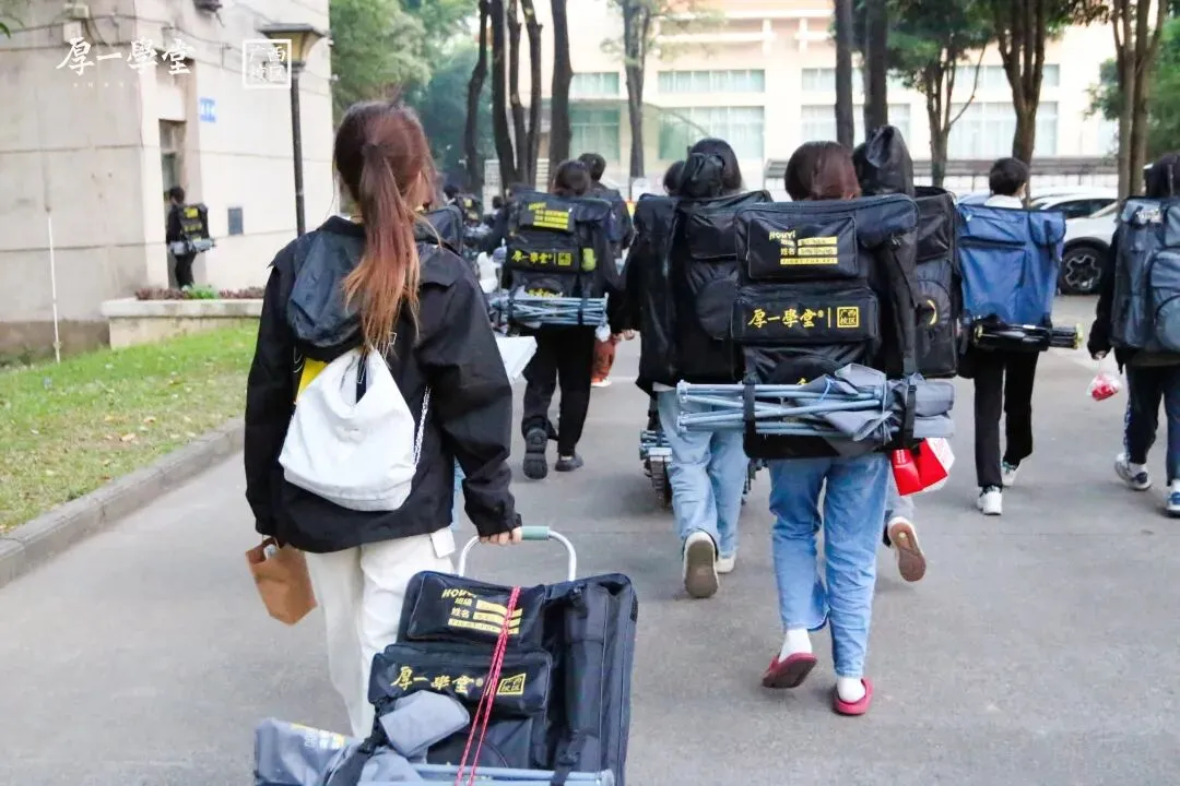 第二次模拟考 | 少有傲骨望高堂,不止于心动,更在于行动. 第6张