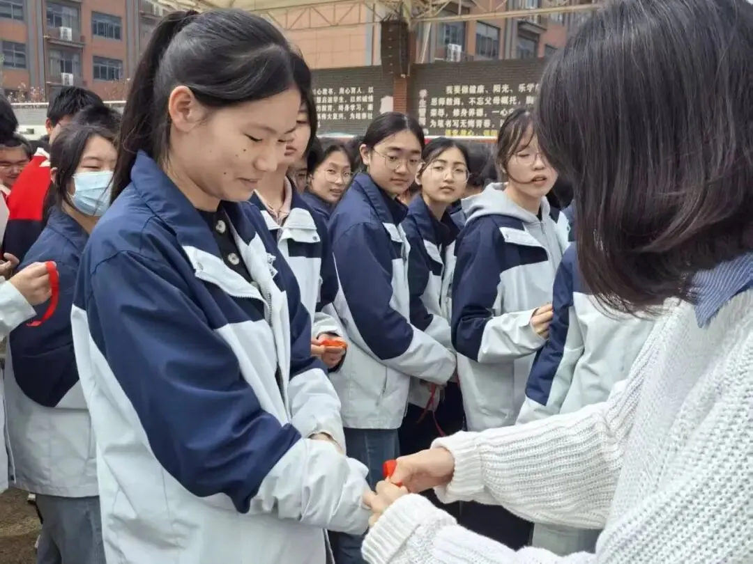 【实验初中•中考冲刺】决胜中考!加油少年!策马扬鞭酬壮志 乘风破浪谱华章 第36张