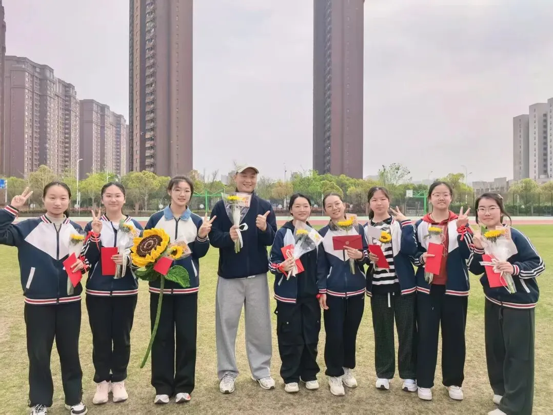 【实验初中•中考冲刺】决胜中考!加油少年!策马扬鞭酬壮志 乘风破浪谱华章 第39张