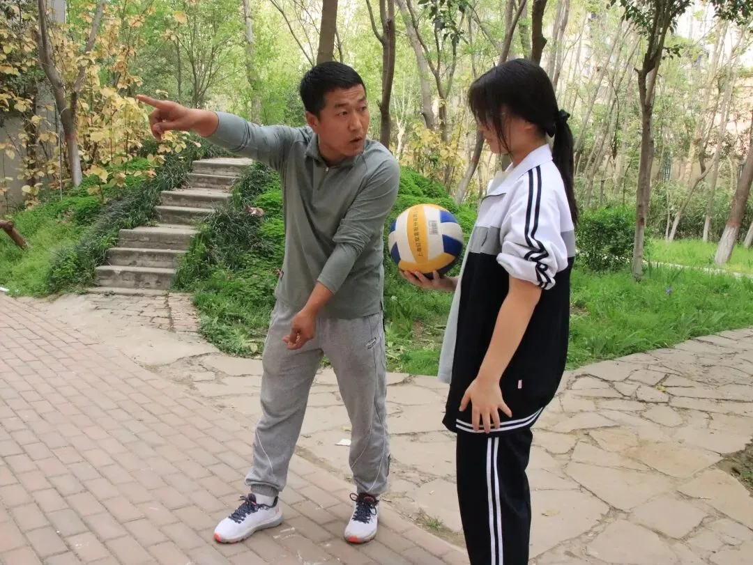 科学备战体育中考,助力学子冲刺满分 ——西安创越补习学校中考部2026体育备考纪实 第34张