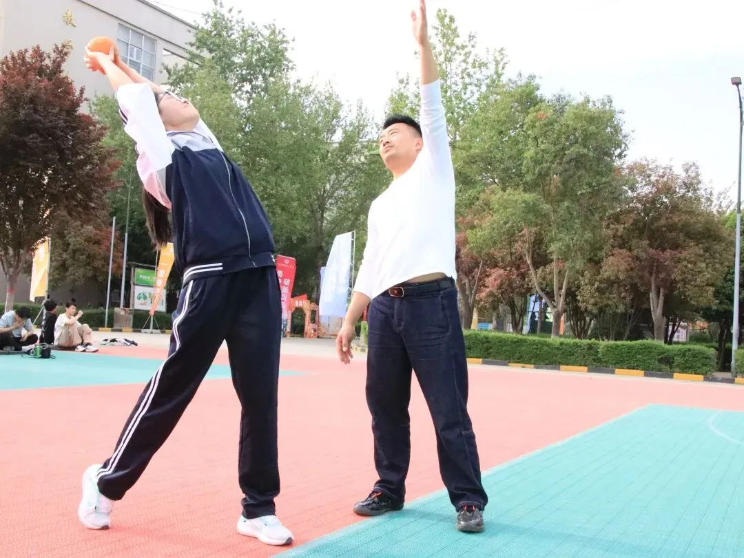科学备战体育中考,助力学子冲刺满分 ——西安创越补习学校中考部2026体育备考纪实 第37张