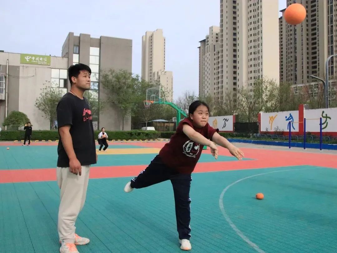科学备战体育中考,助力学子冲刺满分 ——西安创越补习学校中考部2026体育备考纪实 第39张
