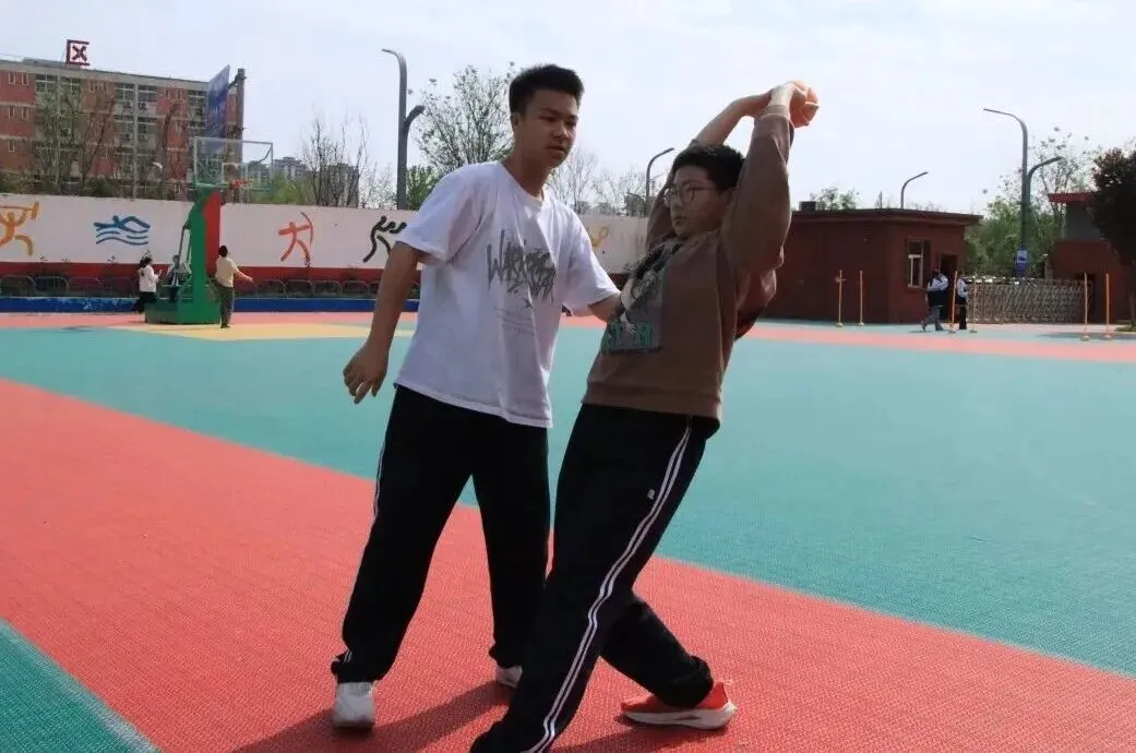 科学备战体育中考,助力学子冲刺满分 ——西安创越补习学校中考部2026体育备考纪实 第46张