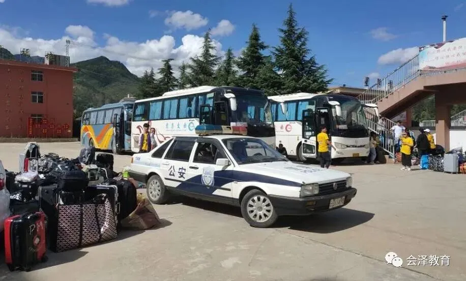 校警合力共织中考“防护网” 第2张 校警合力共织中考“防护网” 第2张