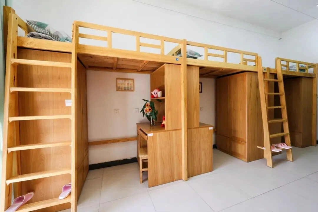 杭州各高中的住宿条件相差这么大!中考填志愿,家长关心升学数据,孩子最关心住宿和伙食/狮子探高中① 第37张