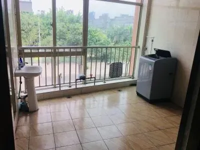 中考300分还有出路吗?这所学校毕业生被华为、周大福抢着要 第48张