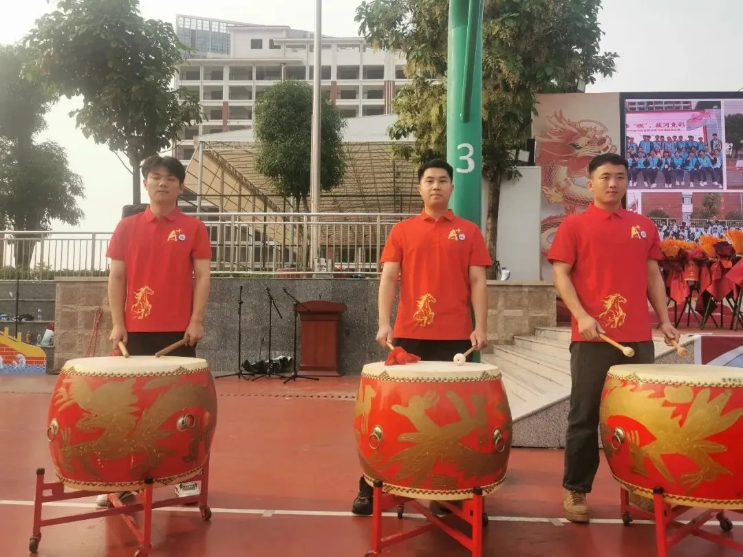 燃情誓师,逐梦中考——南宁市邕宁区民族中学2026届中考誓师大会圆满举行 第56张 燃情誓师,逐梦中考——南宁市邕宁区民族中学2026届中考誓师大会圆满举行 第56张