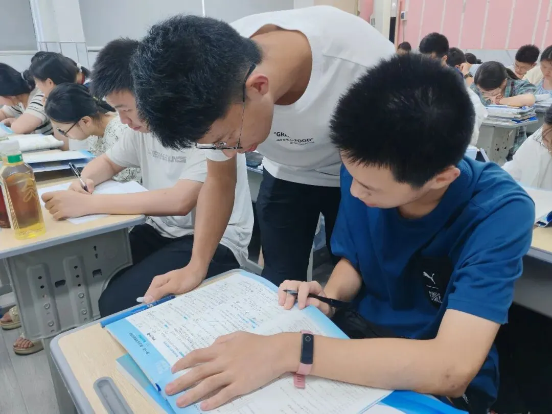 2026中考倒计时69天,这份《初升高白皮书》99%的家长都需要! 第30张 2026中考倒计时69天,这份《初升高白皮书》99%的家长都需要! 第30张