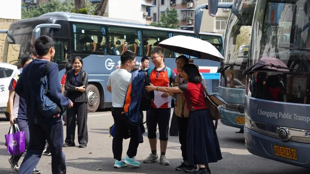 热血逐梦,不负韶华!直击初三体育中考暖心现场 第6张