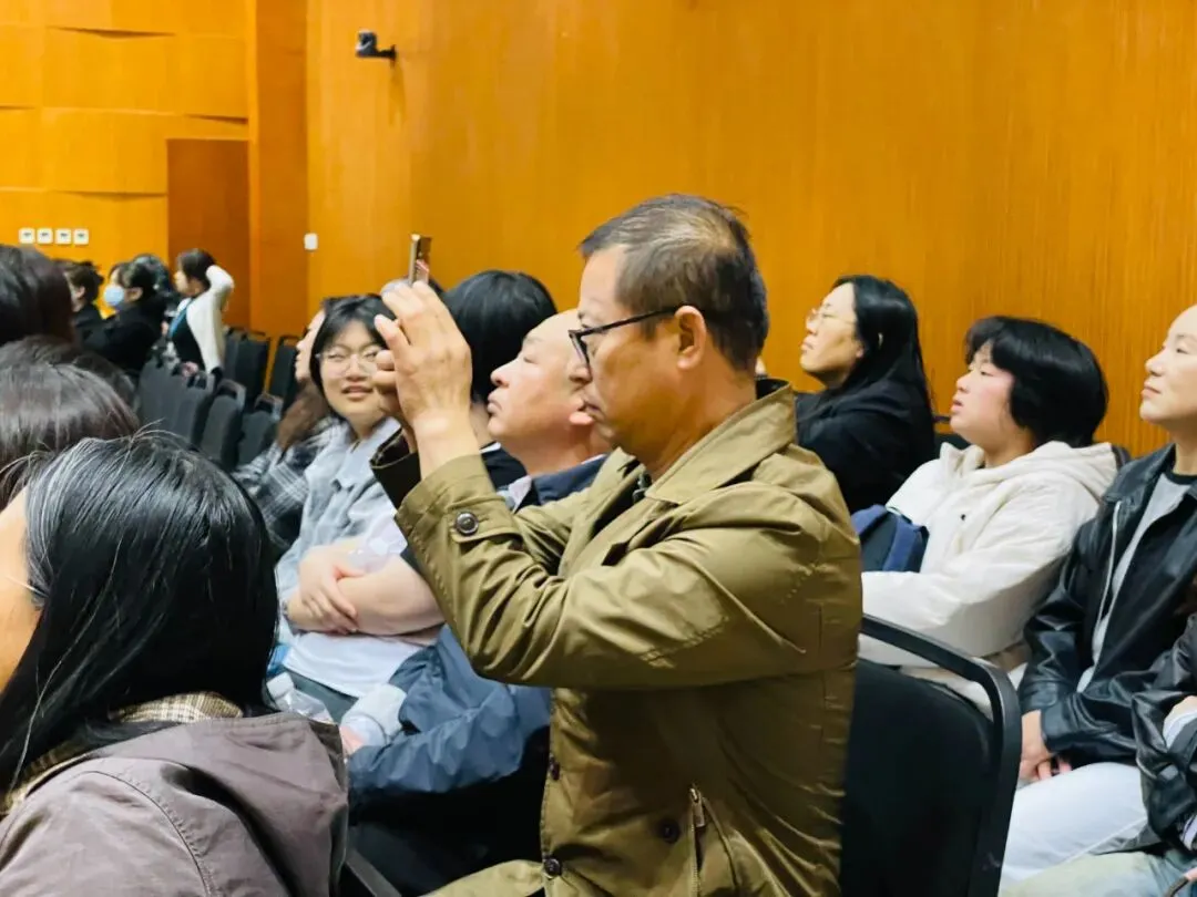 2026年唐山市美术中考首场模拟考试试卷分析会丨鸿鹄岭美术教育 第38张