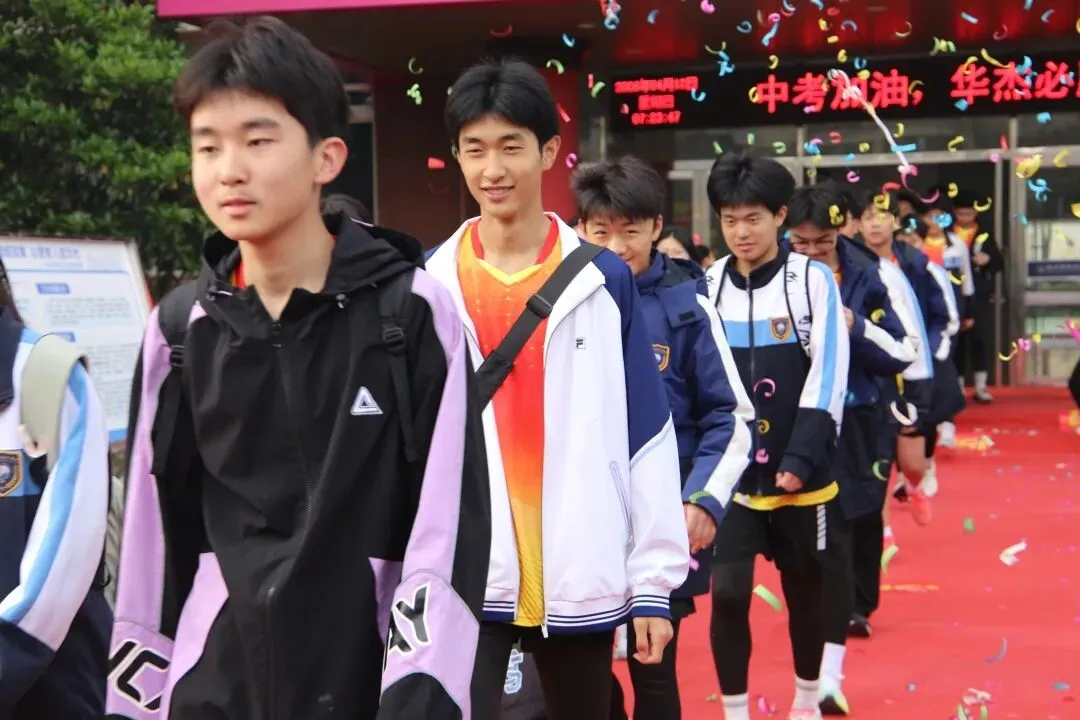 均分高达39.8分!徐州华杰体育中考霸榜出圈,高分已成标配! 第37张 均分高达39.8分!徐州华杰体育中考霸榜出圈,高分已成标配! 第37张