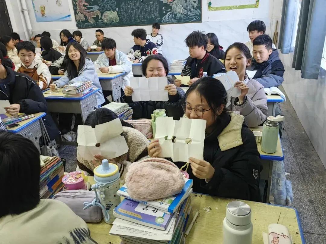 护航中考,心向阳光 —— 乐平五中初三心理团辅进班活动 第6张