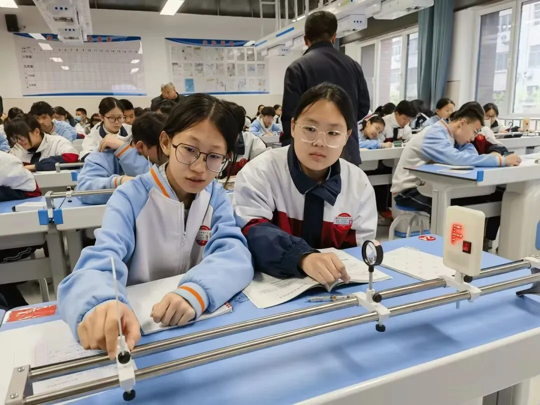 精研实验促实效,同心聚力备中考——2026年邹平市初中毕业班实验教学复习研讨会在实验中学顺利开展 第5张