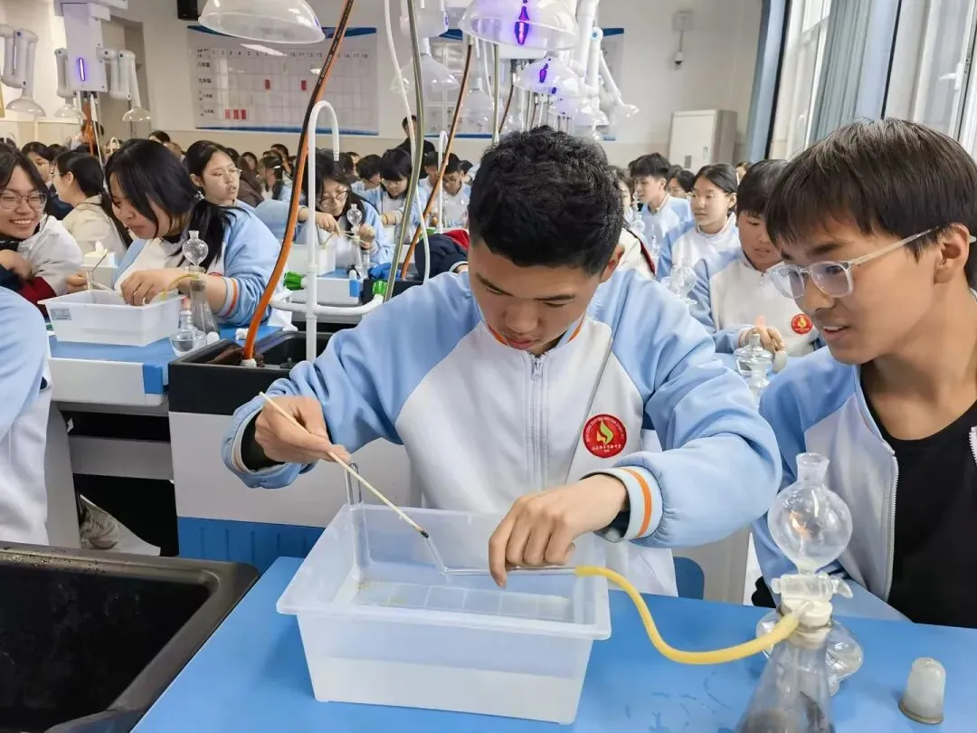 精研实验促实效,同心聚力备中考——2026年邹平市初中毕业班实验教学复习研讨会在实验中学顺利开展 第14张