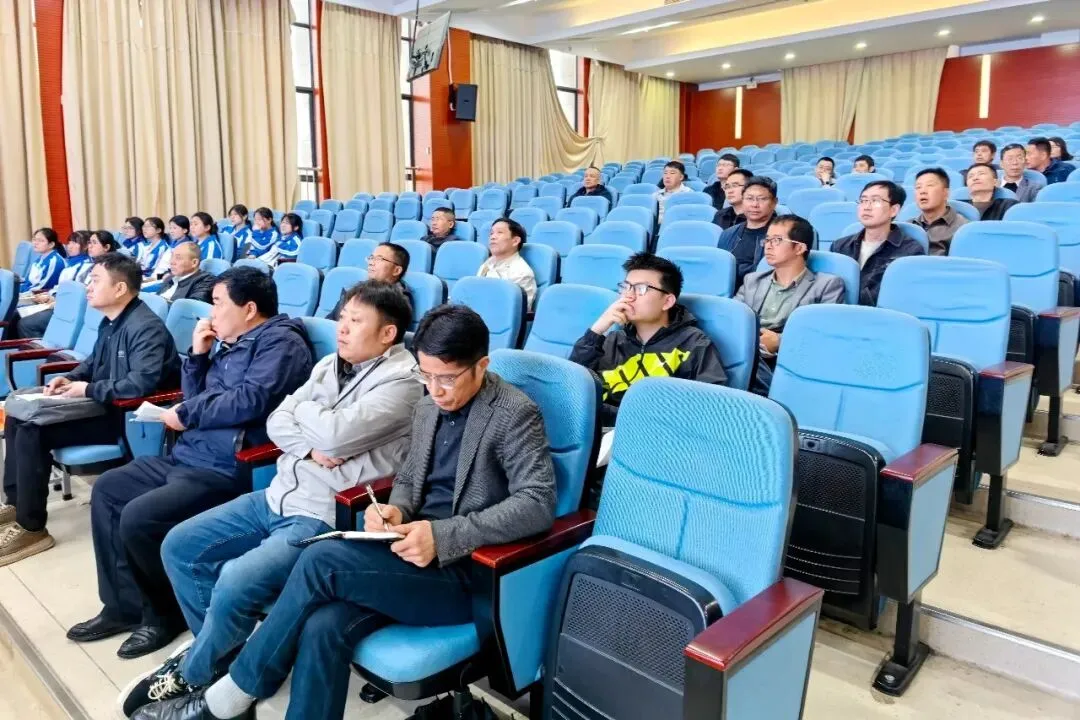 2026年全县中考备考研讨会系列报道物理专场 第15张 2026年全县中考备考研讨会系列报道物理专场 第15张