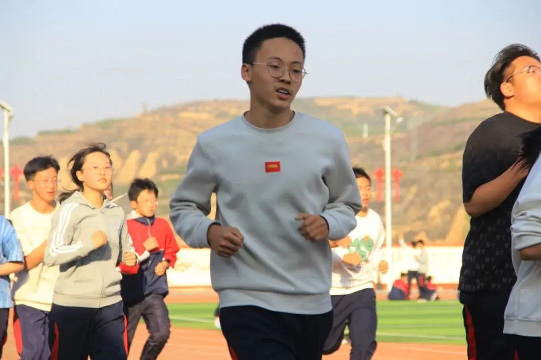 备战中考 逐梦扬帆——北校初三学子体能训练纪实(一) 第9张