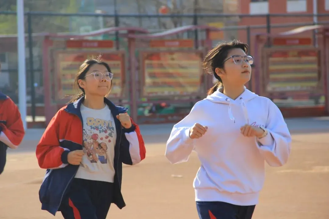 备战中考 逐梦扬帆——北校初三学子体能训练纪实(一) 第18张