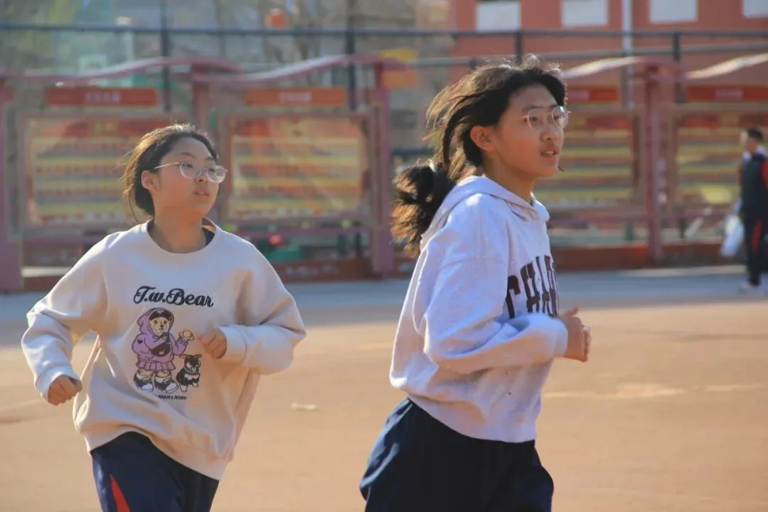 备战中考 逐梦扬帆——北校初三学子体能训练纪实(一) 第19张