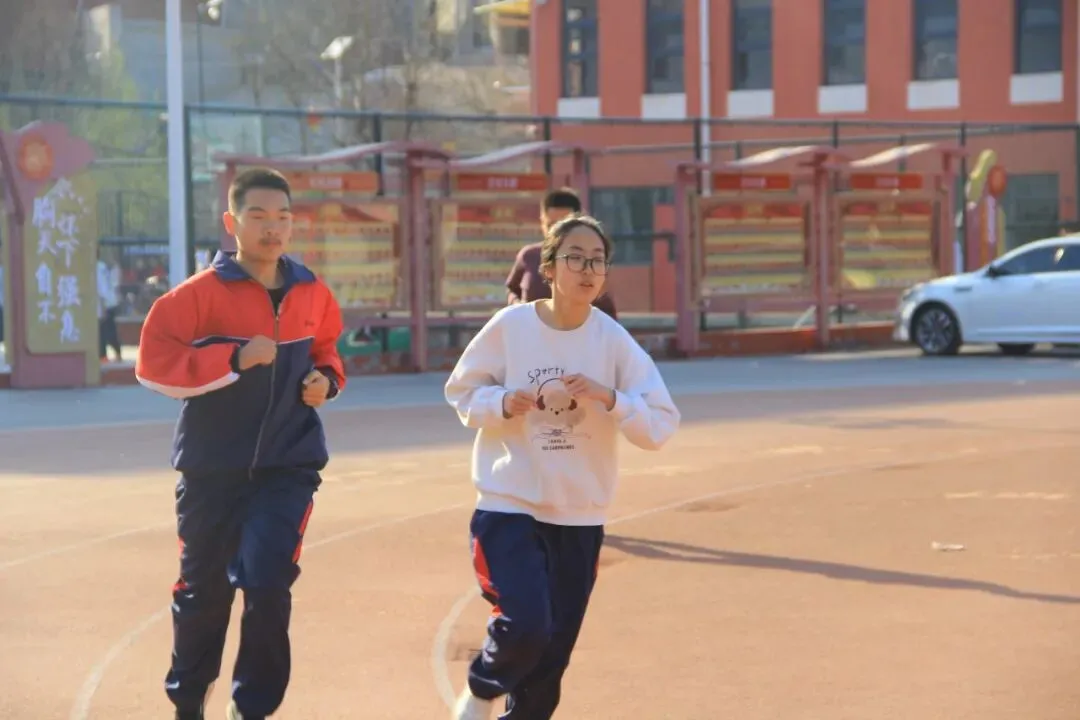 备战中考 逐梦扬帆——北校初三学子体能训练纪实(一) 第22张