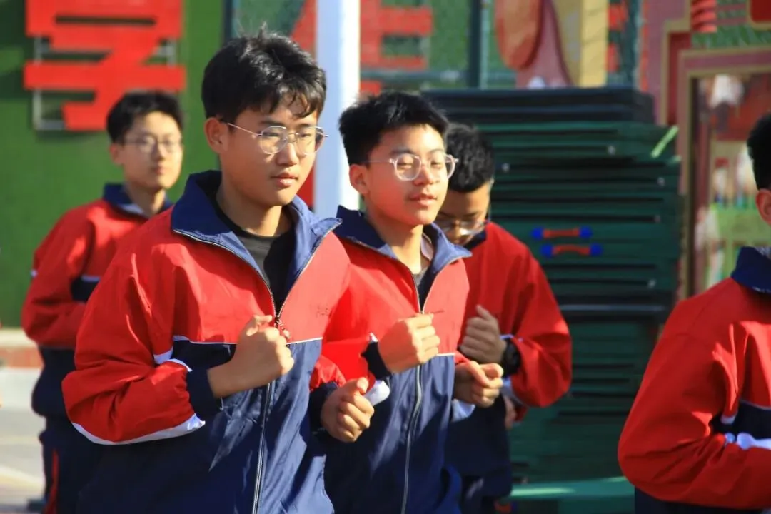 备战中考 逐梦扬帆——北校初三学子体能训练纪实(一) 第24张