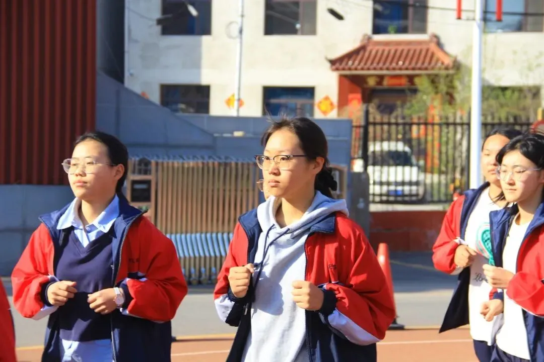 备战中考 逐梦扬帆——北校初三学子体能训练纪实(一) 第36张
