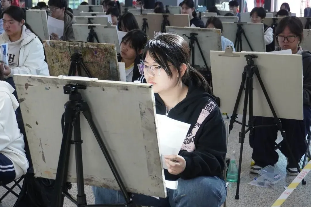 为梦想战!2026年第二次中考模拟圆满举办 第18张 为梦想战!2026年第二次中考模拟圆满举办 第18张