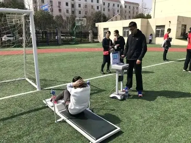 中考体育现场考试第一场,意外被扣分!孩子哭了! 第1张 中考体育现场考试第一场,意外被扣分!孩子哭了! 第1张