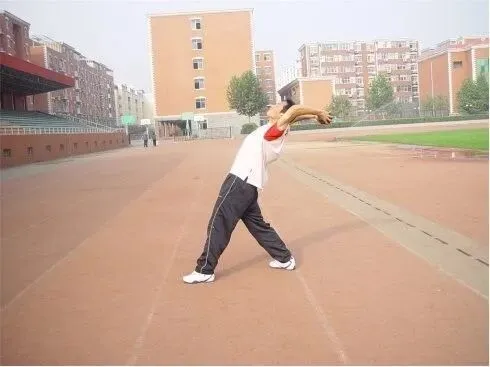 中考体育:这些动作极易犯规!中考体测时千万要注意! 第6张