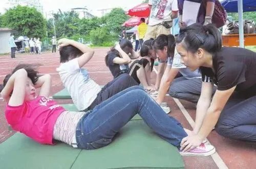 中考体育:这些动作极易犯规!中考体测时千万要注意! 第7张