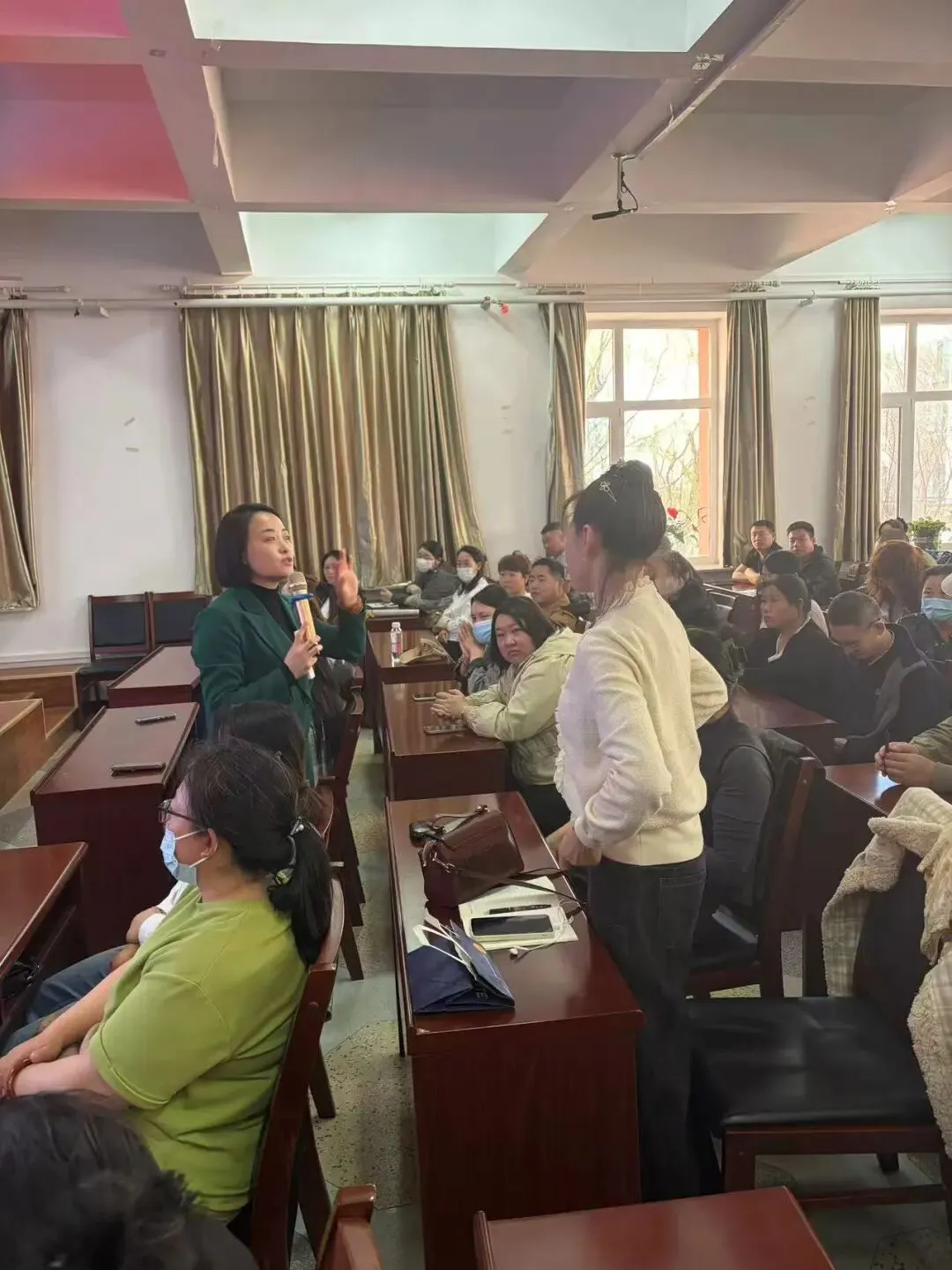 【六中·德育】赋能中考,用心陪伴——赤峰第六中学九年级中考减压赋能家长讲座圆满举行 第10张