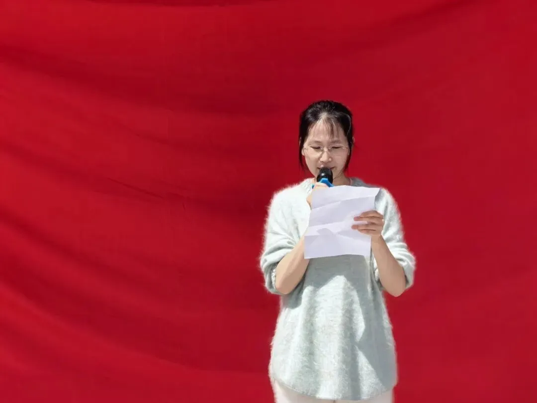 拼搏圆梦,决胜中考 | 坎山初中2026届中考动员会燃情举行 第6张 拼搏圆梦,决胜中考 | 坎山初中2026届中考动员会燃情举行 第6张