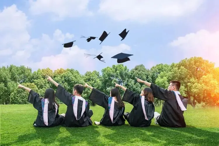 26年4月部分自考真题答案汇总|近代史纲要 +英语+外国文学史 第3张