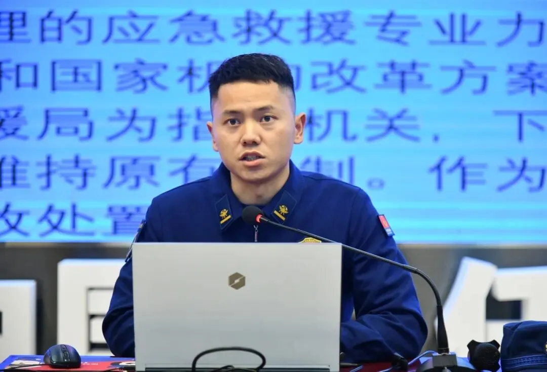 校园新闻周刊第19期丨誓师砺剑迎中考 思政践行担使命 第8张