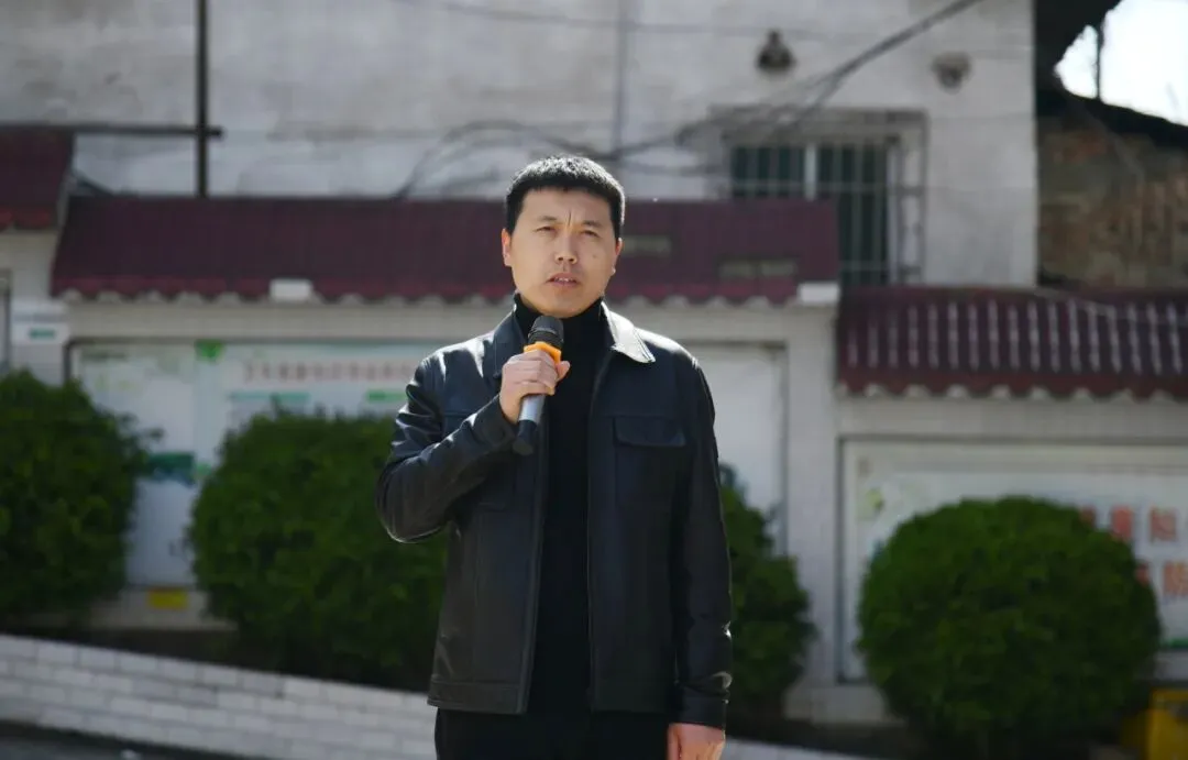 校园新闻周刊第19期丨誓师砺剑迎中考 思政践行担使命 第19张